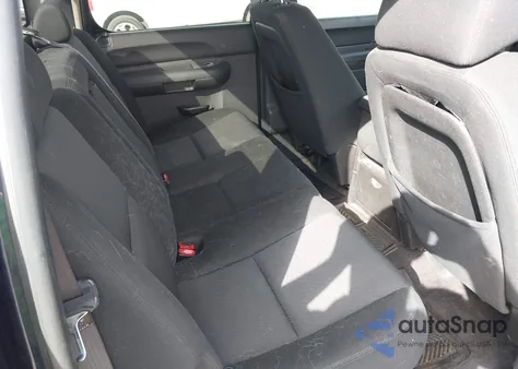 2010 Chevrolet Silverado 1500 Lt z USA, uszkodzony, nr VIN 3GCRKSEA7AG264103